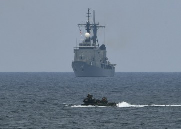 Japan to export used destroyers to Philippines to deter China