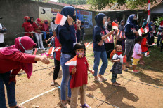 Fair play promotion: Children take part in games to commemorate Independence Day in Leuwinanggung, Depok, West Java, on Monday, August 17, 2020. The organizers required participants to abide by health protocols to prevent the spread of COVID-19. JP/P.J.Leo