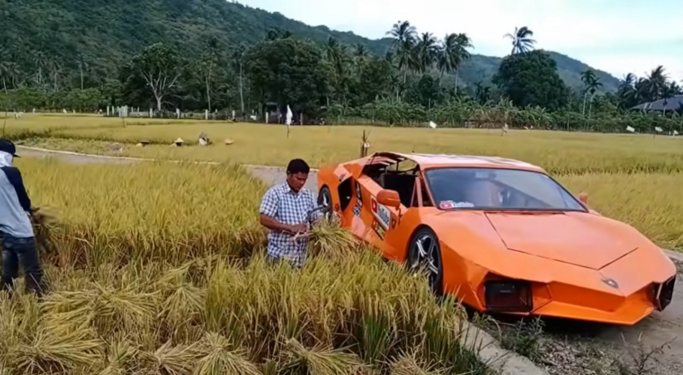 Ride high: Self-assembled &lsquo;Lamborghini&rsquo; rolls along Banda Aceh streets