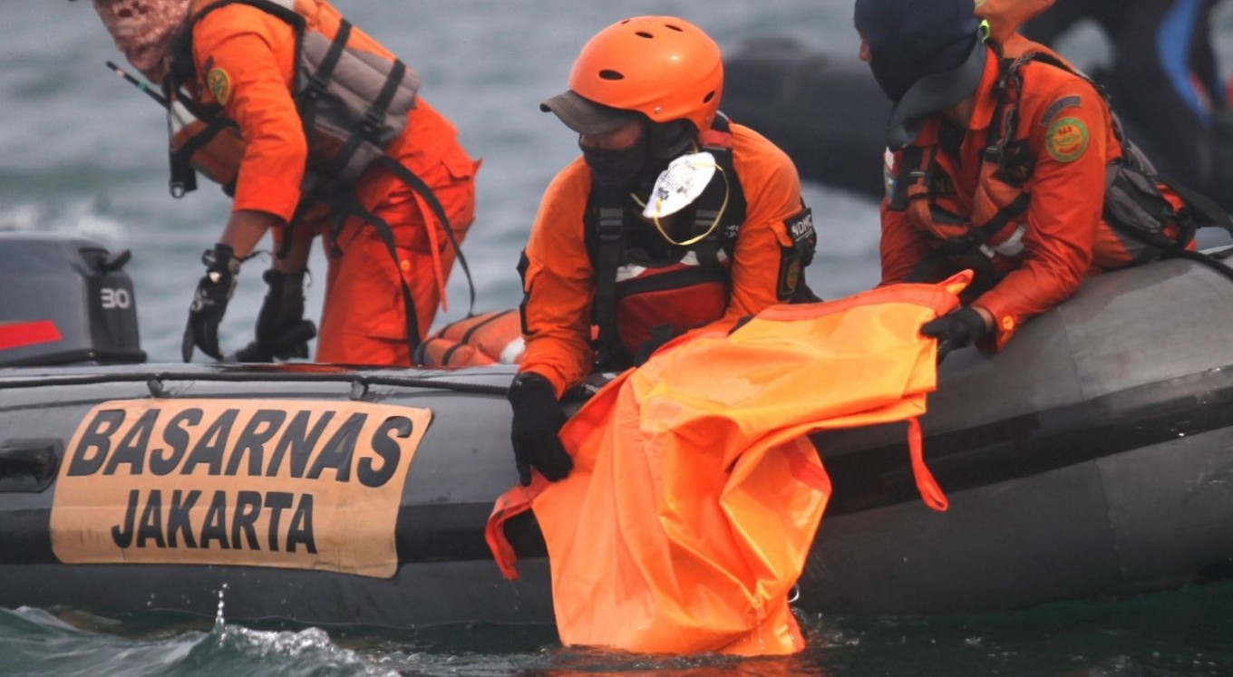 Authorities locate black boxes from downed Sriwijaya Air plane