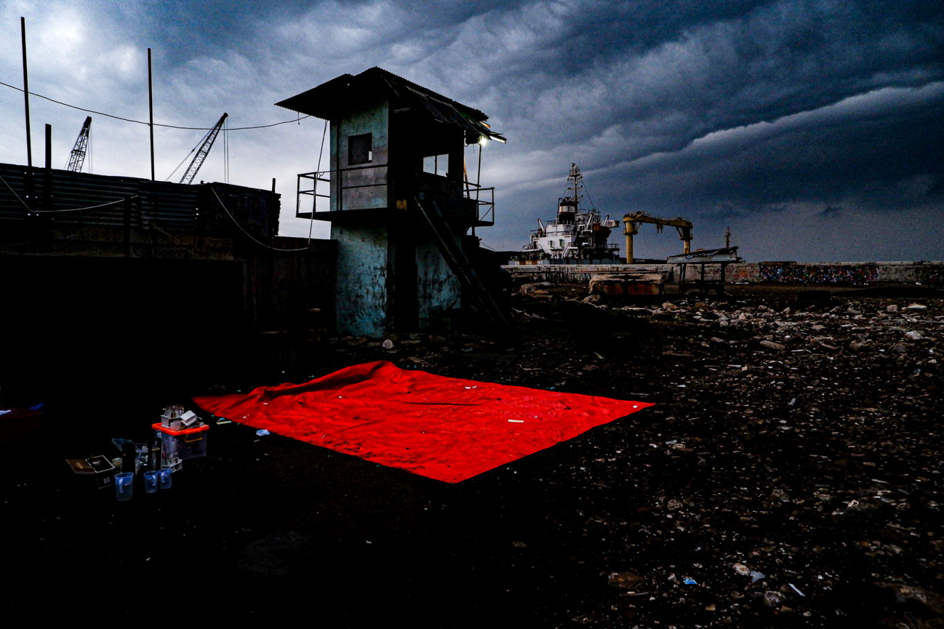 The outdoor classroom of Kelas Jurnalis Cilik where many children of North Jakarta learn journalism. Every year, Kelas Jurnalis Cilik is held in a different place so it can reach children in all of Jakarta’s coastal areas.